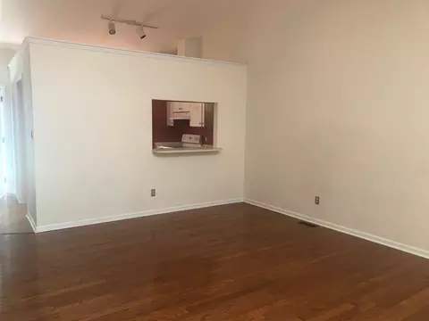 23 Kingsmount Ct, Durham, NC 27713 photo 6