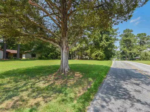 577 Old Eason Rd, Zebulon, NC 27597 photo 5