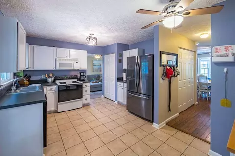 6000 Millstone Dr, Durham, NC 27713 photo 9