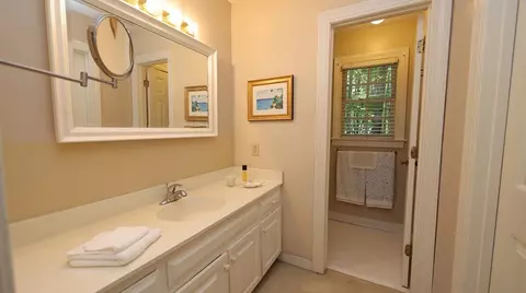 5 E Bridlewood Trl, Durham, NC 27713 photo 8