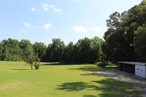 204 Railroad Rd, Benson, NC 27504 photo 1