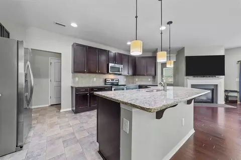 17 Tabernacle Ct, Durham, NC 27703 photo 4