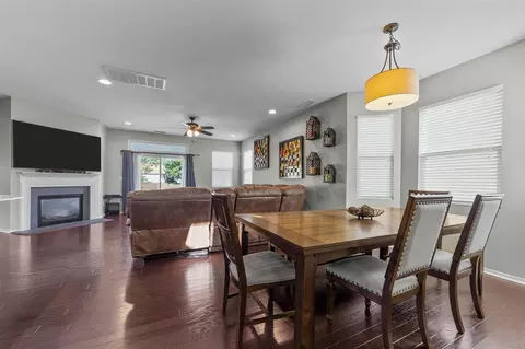 17 Tabernacle Ct, Durham, NC 27703 photo 3