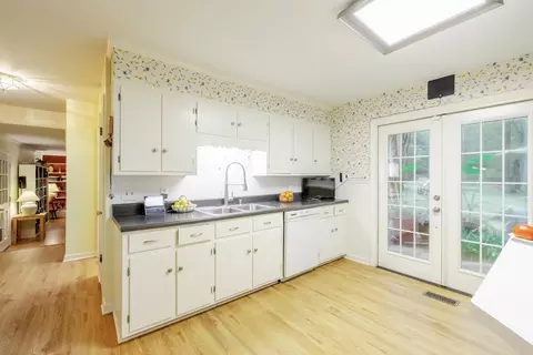 6242 Dello St, Durham, NC 27712 photo 9