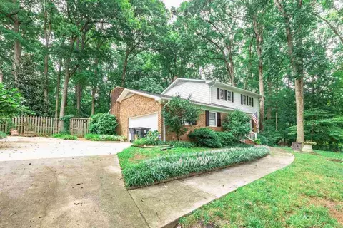 6242 Dello St, Durham, NC 27712 photo 2