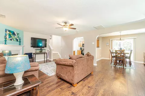 3615 Mountain Brook Cir, Durham, NC 27704 photo 3