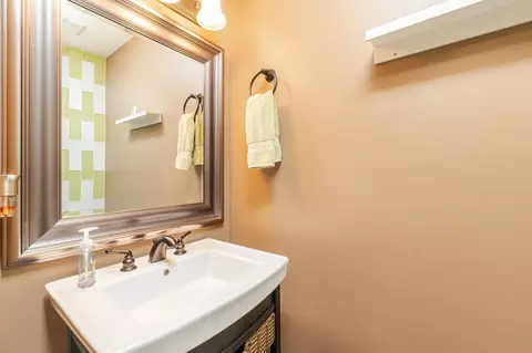 3615 Mountain Brook Cir, Durham, NC 27704 photo 16
