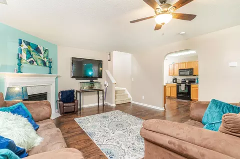 3615 Mountain Brook Cir, Durham, NC 27704 photo 4