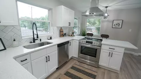 809 E Hudson Ave, Durham, NC 27704 photo 7