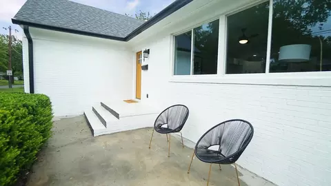 809 E Hudson Ave, Durham, NC 27704 photo 3