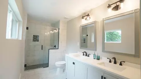 809 E Hudson Ave, Durham, NC 27704 photo 9
