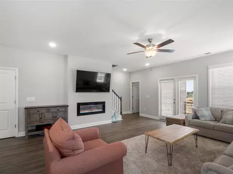 972 Gateway Commons Cir, Wake Forest, NC 27587 photo 14