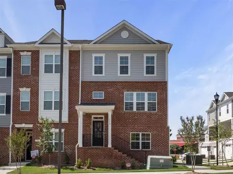 972 Gateway Commons Cir, Wake Forest, NC 27587 photo 1