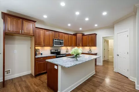 3611 Pineview Cir, Durham, NC 27705 photo 8
