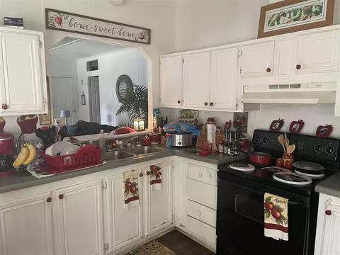 216 St Matthews Rd, Erwin, NC 28339 photo 4
