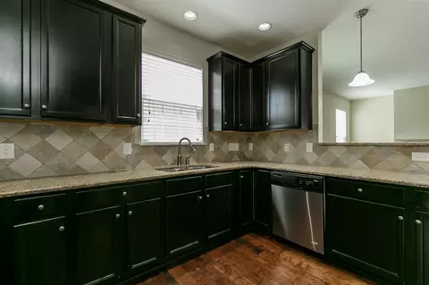 1908 Sinclair Trce, Burlington, NC 27215 photo 6