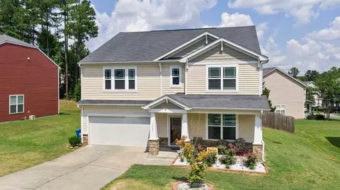 1404 Golden Eagle Dr, Durham, NC 27704 photo 1
