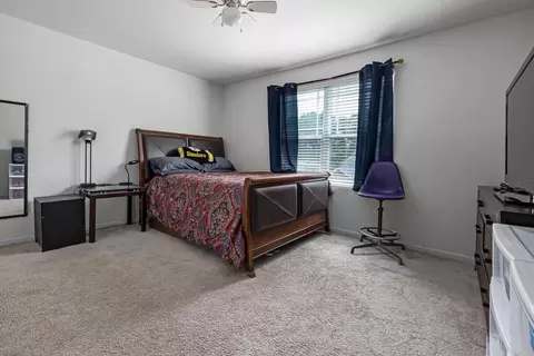 1404 Golden Eagle Dr, Durham, NC 27704 photo 22