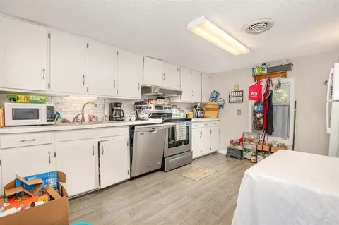 206 E Branch St, Benson, NC 27504 photo 7