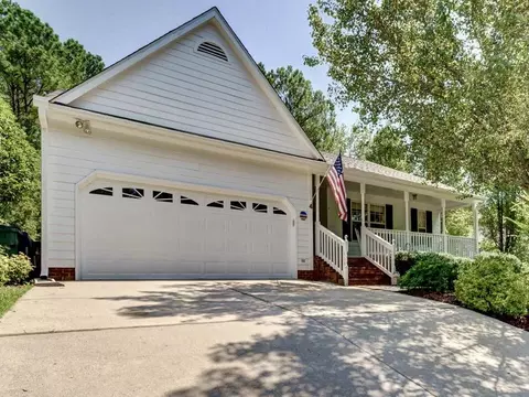 4 Guilford Pl, Durham, NC 27713 photo 2