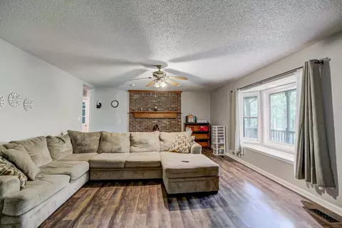 35 Beech Trl, Garner, NC 27529 photo 2