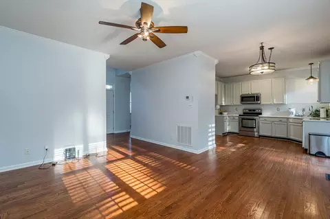 214 Collegiate Cir, Durham, NC 27713 photo 6