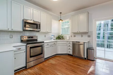 214 Collegiate Cir, Durham, NC 27713 photo 9