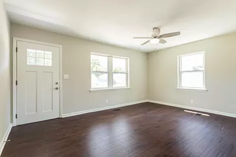 18 Bonsell Pl, Durham, NC 27707 photo 3