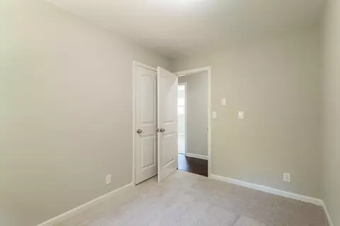 18 Bonsell Pl, Durham, NC 27707 photo 11