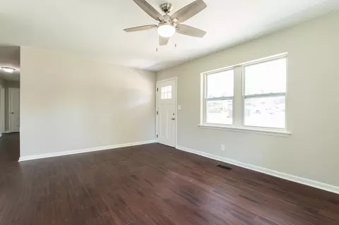 18 Bonsell Pl, Durham, NC 27707 photo 9