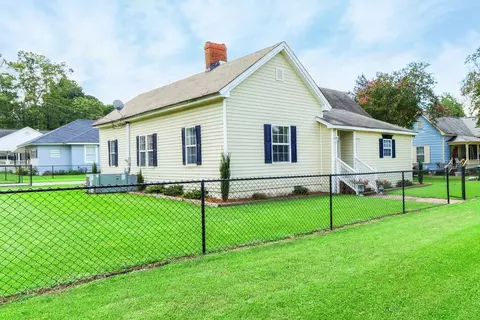 211 E F St, Erwin, NC 28339 photo 25