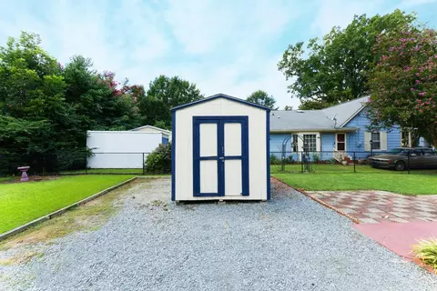 211 E F St, Erwin, NC 28339 photo 27