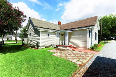 211 E F St, Erwin, NC 28339 photo 29