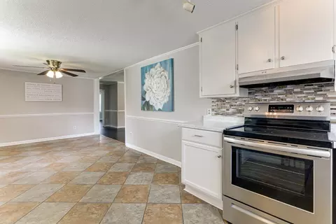 211 E F St, Erwin, NC 28339 photo 18