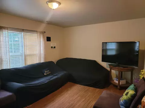 711 Raynor St, Durham, NC 27703 photo 3