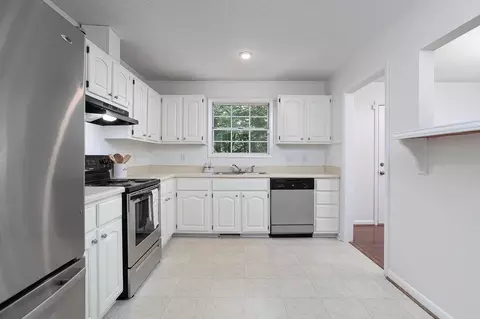 5410 Hadrian Dr, Durham, NC 27703 photo 12