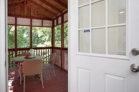 5410 Hadrian Dr, Durham, NC 27703 photo 9