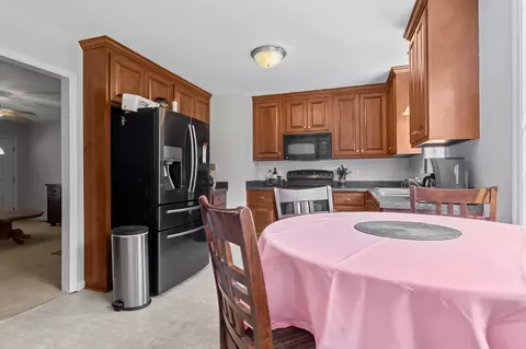2716 E Nc 27 Hwy, Coats, NC 27521 photo 9