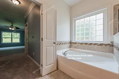 32 Oxmoor Dr, Durham, NC 27703 photo 21