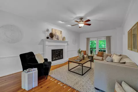 19 Barkridge Ct, Durham, NC 27713 photo 3