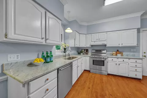 19 Barkridge Ct, Durham, NC 27713 photo 7