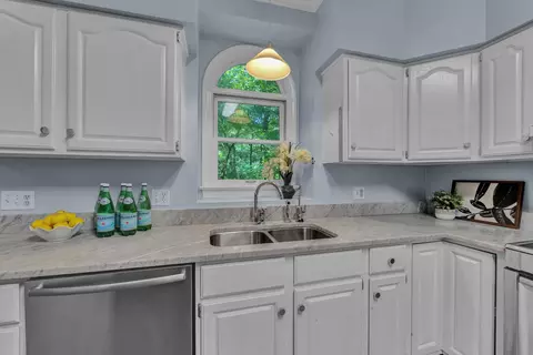 19 Barkridge Ct, Durham, NC 27713 photo 8