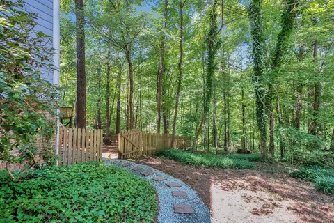 19 Barkridge Ct, Durham, NC 27713 photo 28
