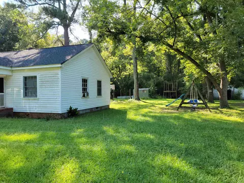 362 Bunnlevel Erwin Rd, Bunnlevel, NC 28323 photo 3