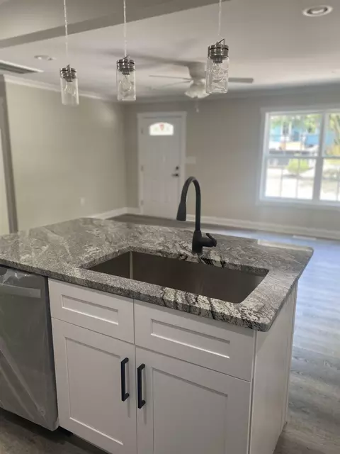 708 Bernice St, Durham, NC 27703 photo 7