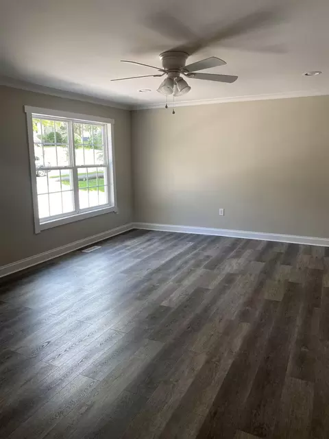 708 Bernice St, Durham, NC 27703 photo 4