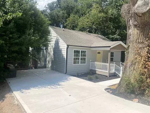 708 Bernice St, Durham, NC 27703 photo 3