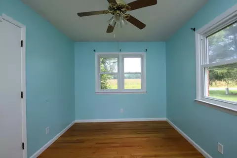 854 Five Points Rd, Benson, NC 27504 photo 8