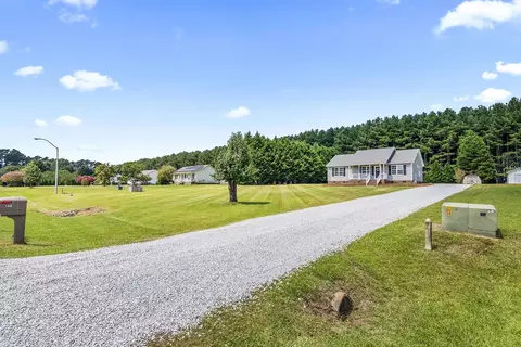 108 Forest Rdg, Willow Spring, NC 27592 photo 5