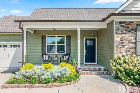 414 Angus Pl, Stem, NC 27581 photo 3